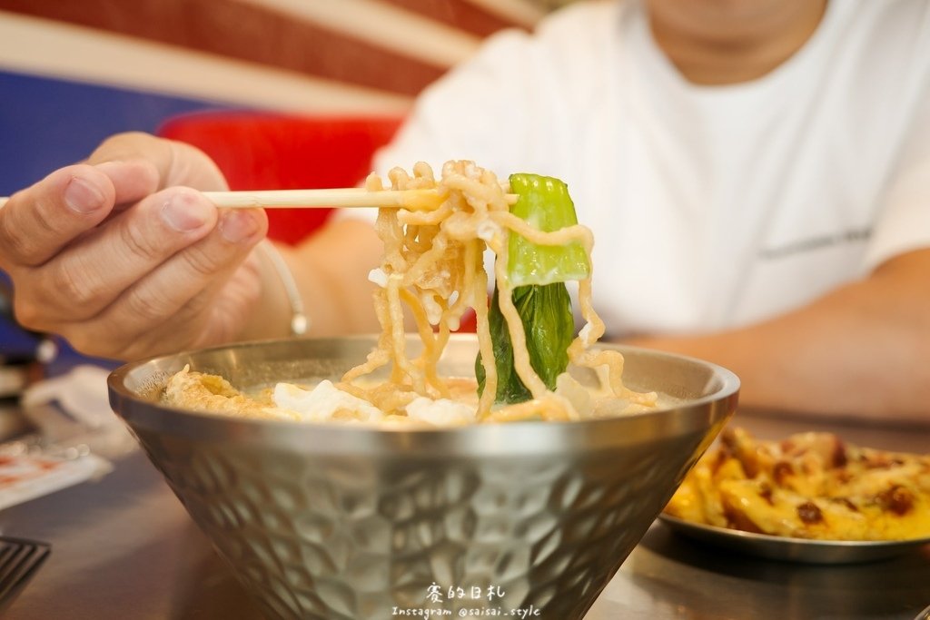 台中西屯宵夜美食 台中美式熱狗堡 Day 2 night-14-min.JPG