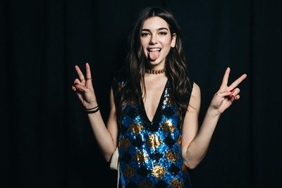 iheart-dualipa.jpg