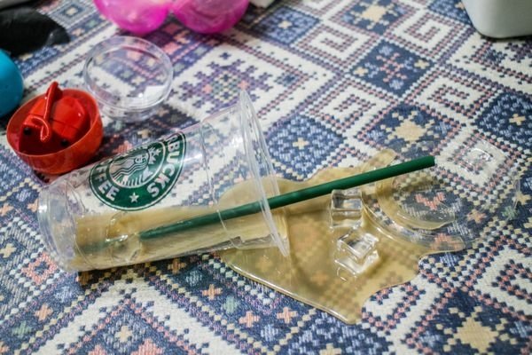打翻飲料整人玩具 (1).jpg