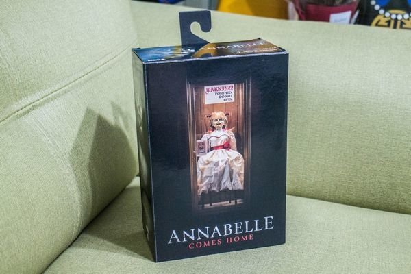 NECA 安娜貝爾 ANNABELLE (4).jpg