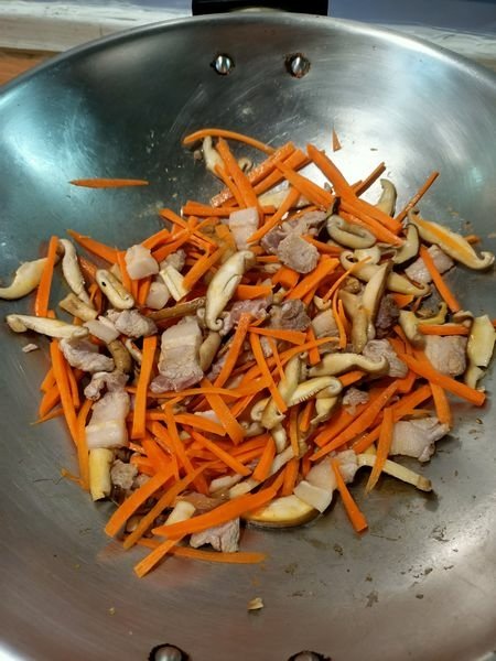 鹹米苔目湯 (15).jpg