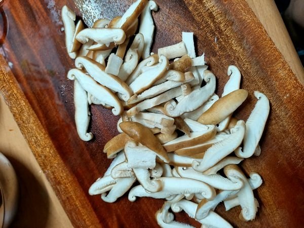 鹹米苔目湯 (7).jpg