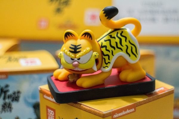 全家 祈喵熱 Too Cheap Art × Garfield 加菲貓 (8).jpg