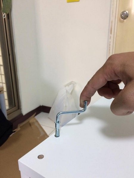 DIY IKEA 電腦桌~書桌 (8).jpg