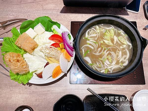 食記：深紅汕頭火鍋(民權店)─文青風火鍋店