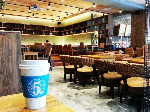 Caffe&apos; Bene 01.jpg