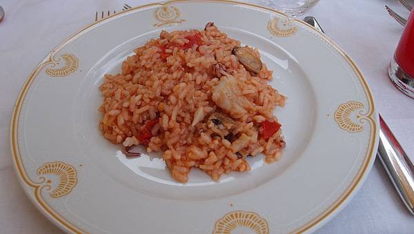 7.17Hotel La Palma晚餐飯店-前菜海鮮燉飯 (14)