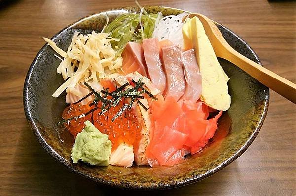 DSC_2882鮭魚三味丼.JPG