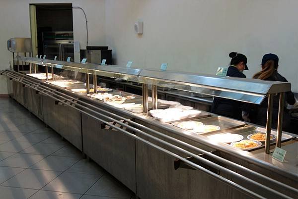 12餐廳晚餐 (1).JPG