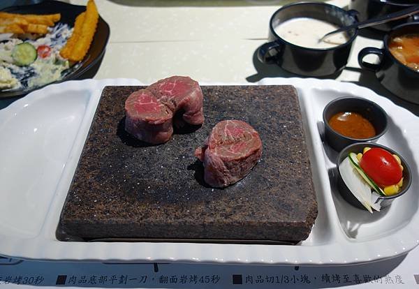 捷運忠孝敦化站附近 : 凱恩斯岩燒新品牌 洋石岩燒牛排  Y