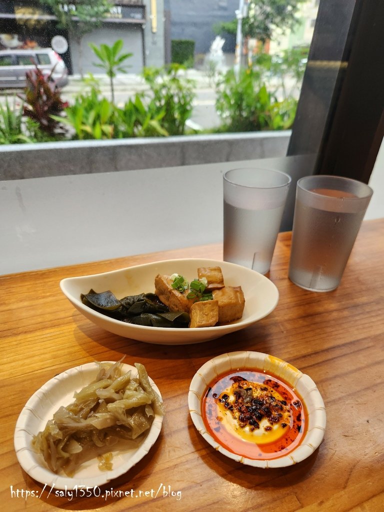 厚醍牛肉麵05.jpg