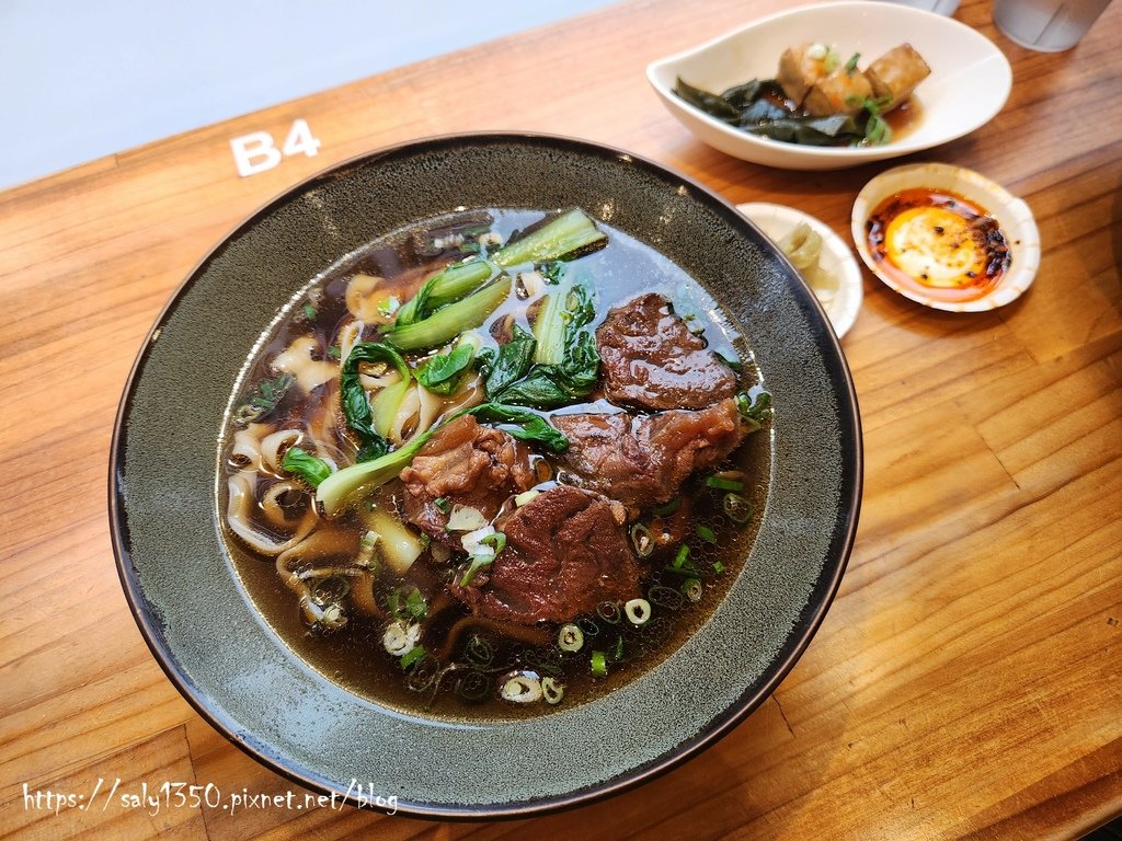 厚醍牛肉麵08.jpg