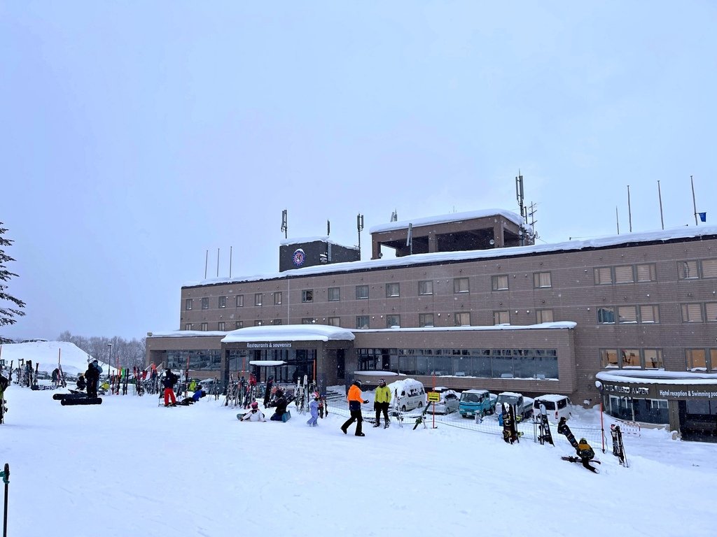 日本北海道｜一起來去北海道二世谷Rhythm Base租雪具