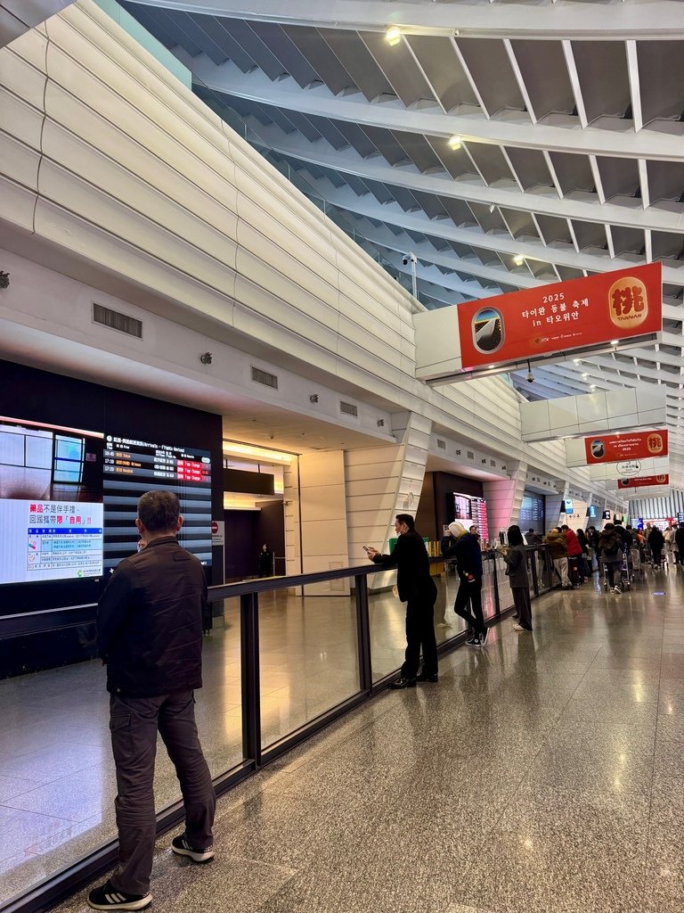 桃園機場接送｜到機場搭飛機與回家最方便的交通方式｜司機到府服