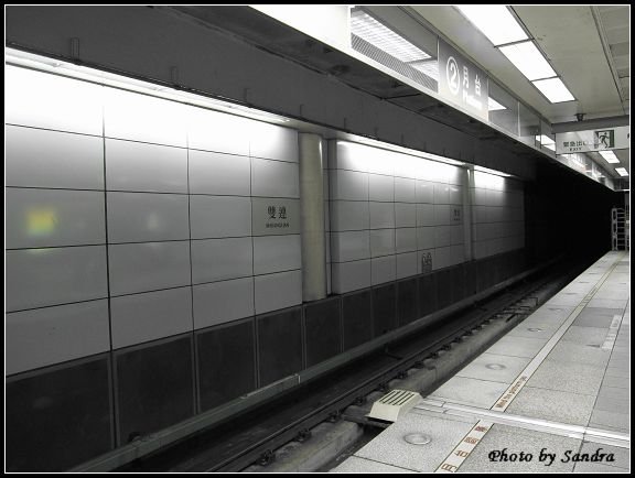 捷運.jpg