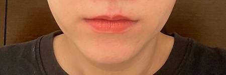 Giorgio Armani 亞曼尼—奢華絲緞訂製水唇釉 裸