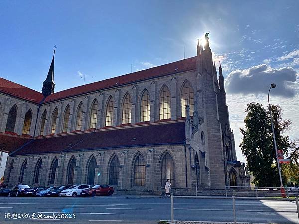 奧捷之旅// 庫特納霍拉Kutná Hora。捷克人骨教堂。