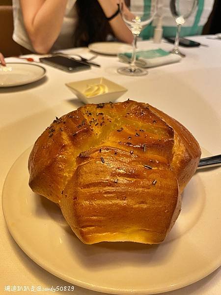 食記// 微風南山。史密斯華倫斯基牛排館 Smith &amp; W