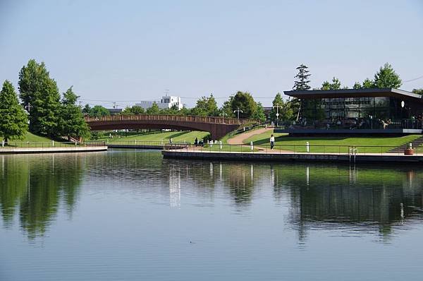 A045-「天門橋」左前方小丘上世界第一美麗的「星巴克・咖啡」餐廳(3).JPG