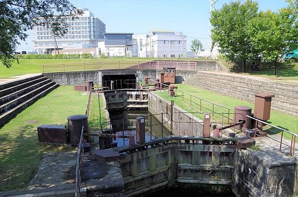 A053-「牛島閘門」(USHIJIMA LOCK) 是昭和9年(1934年)所建設，已經登錄為日本國有形文化遺產.JPG