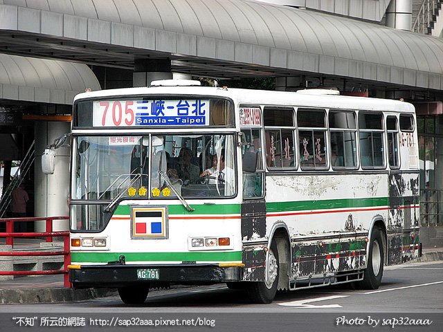 705_AG781.jpg