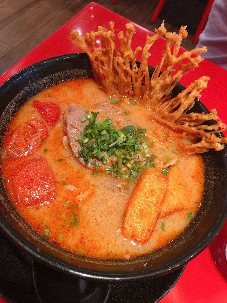 大心新泰式麵食 酸辣蕃茄麵 咖哩雞腿麵