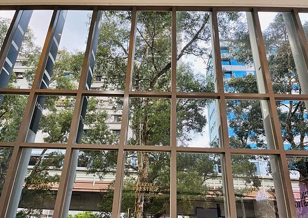 迪奧精萃再生系列～精萃再生玫瑰微導精露 年度新品鑑賞盛宴