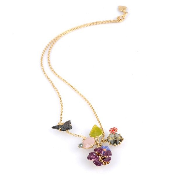 collier-papillon-et-fleurs-il-ny-a-plus-de-saison-1