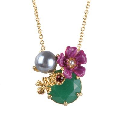 collier-eclatante-discretion-fleur-pierre-facettee-verte-et-perle4101