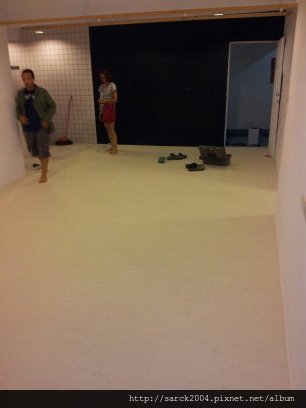 2012/9/29-30*新竹東大路木地板施工(使用:密蘇里橡木)超耐磨木地板*簡約風