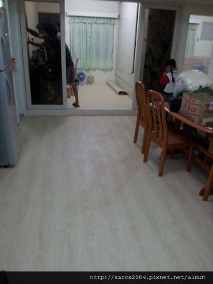 2012/10/2-3*八德忠勇街木地板施工19坪(雷根橡木)淺色系超耐磨木地板!