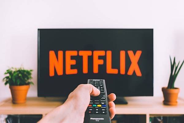 你在使用Netflix嗎? Python課程說別再共用帳號了!! 你會怕!!