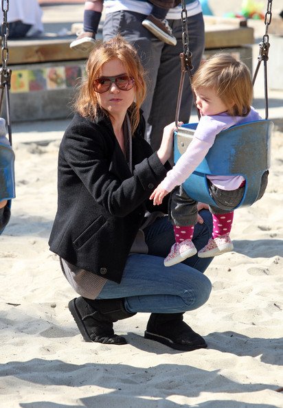 Isla+Fisher+Playing+Daughter+Coldwater+Park+enSki8s-YCNl.jpg