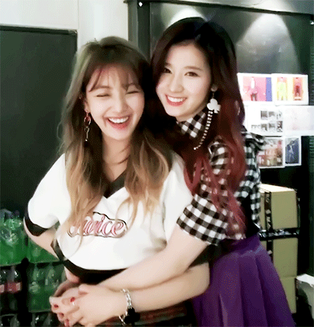 gWefNdH.gif
