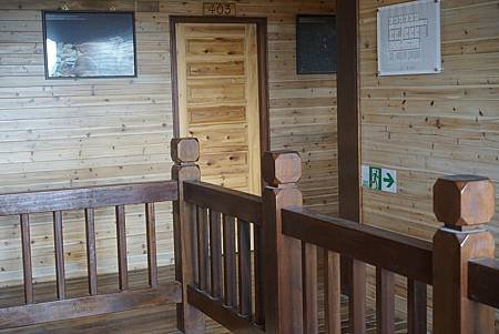 106.JPG