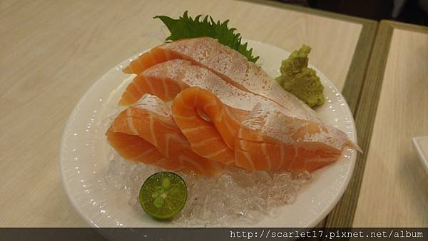 鮭魚肚刺身.jpg