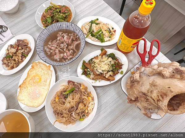 【半食記】高雄「海安牛肉食堂」限量五花牛肉湯必點（老饕最愛隱