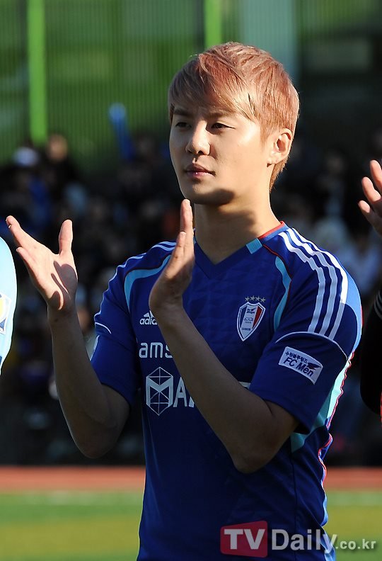 121010 FC men-1