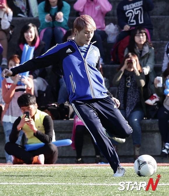 121010 FC men