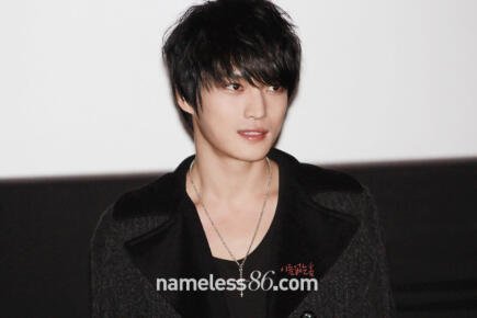 121117 Stage Greeting 1