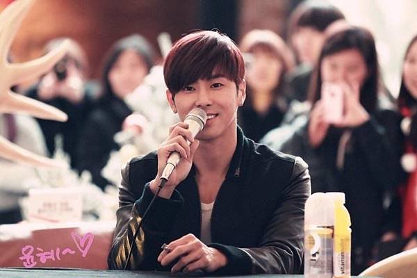 121208 yunho 1