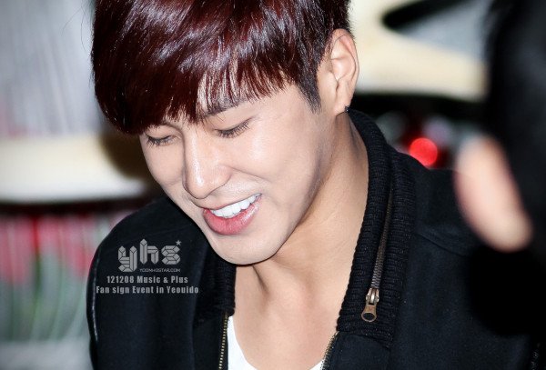 121208 yunho 10