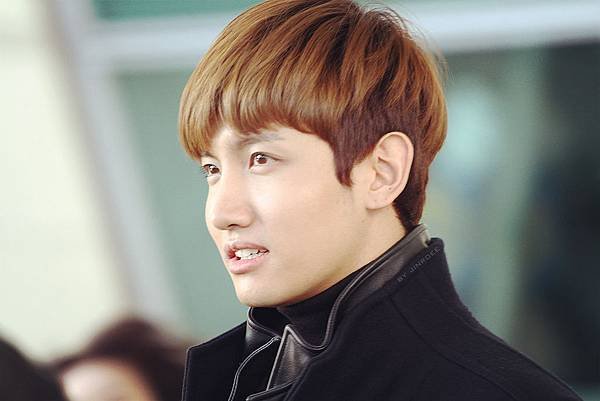 1212120 changmin 2