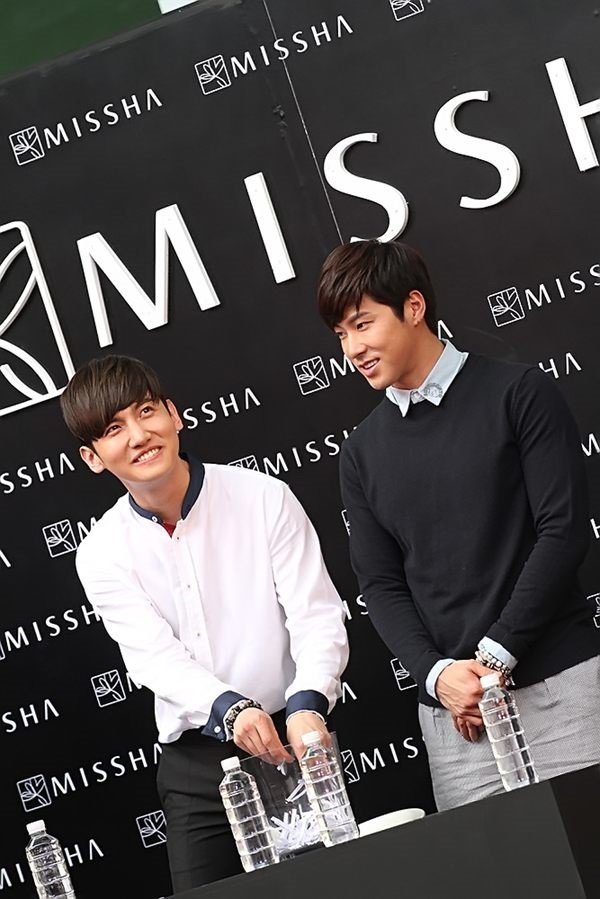 130324 TVXQ-4