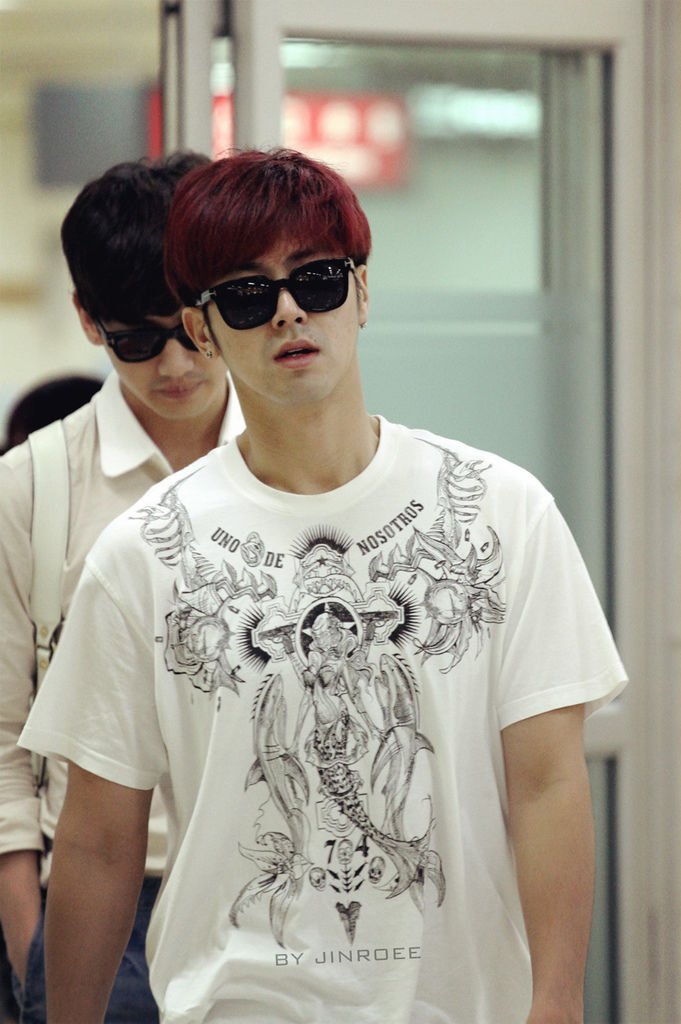 130618 Yunho-2