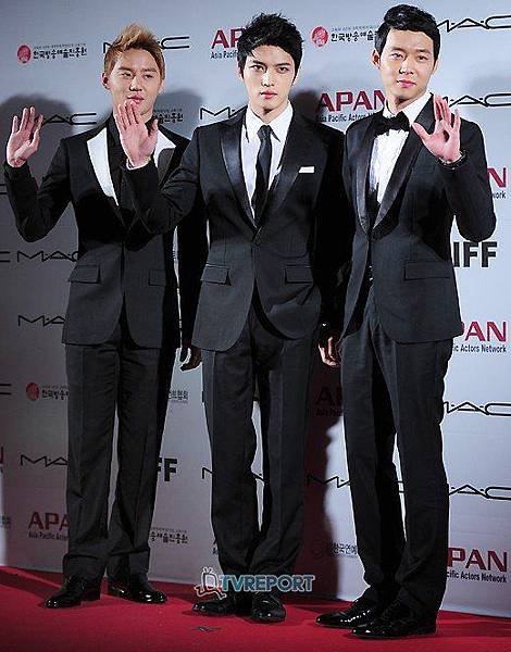 111011 JYJ