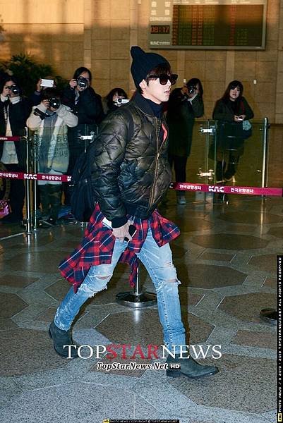 131122 Top Star News-9