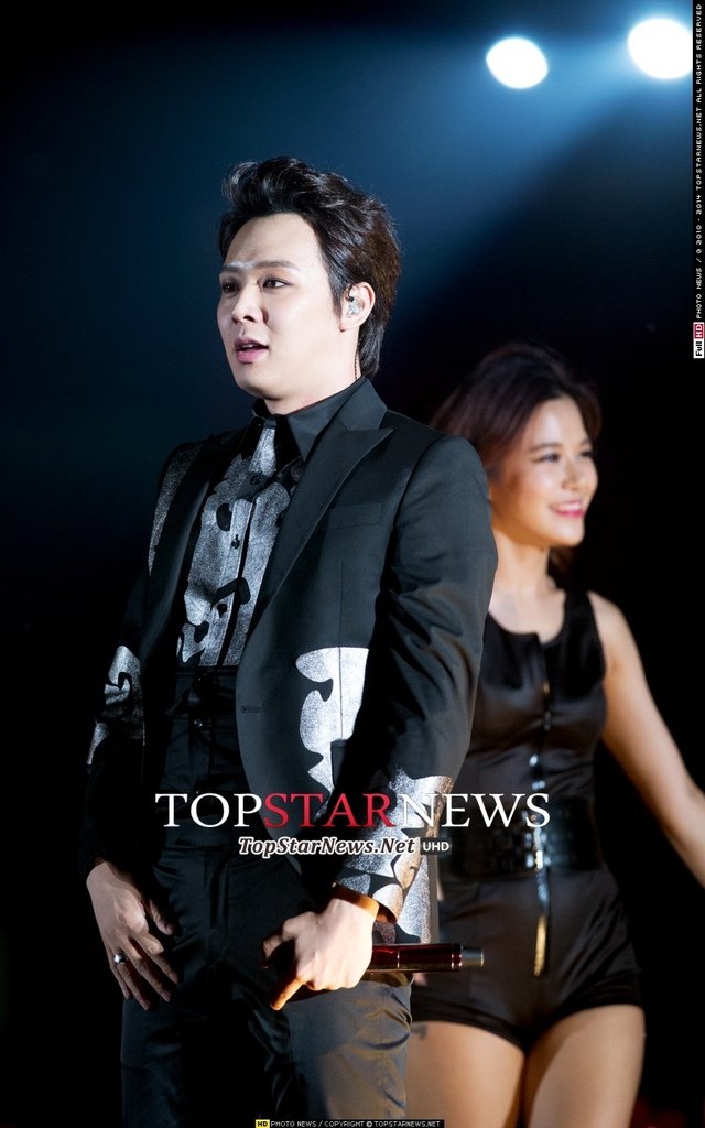 140809 Top Star News-10.jpg