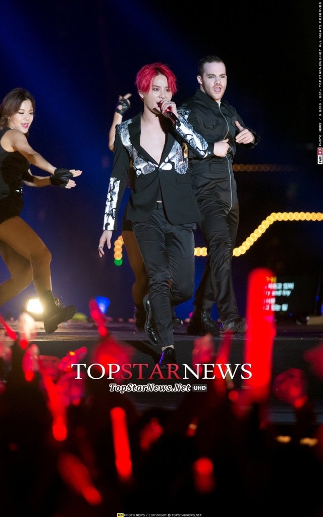 140809 Top Star News-14.jpg