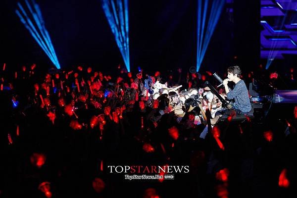 140912 Top Star News-2.jpg